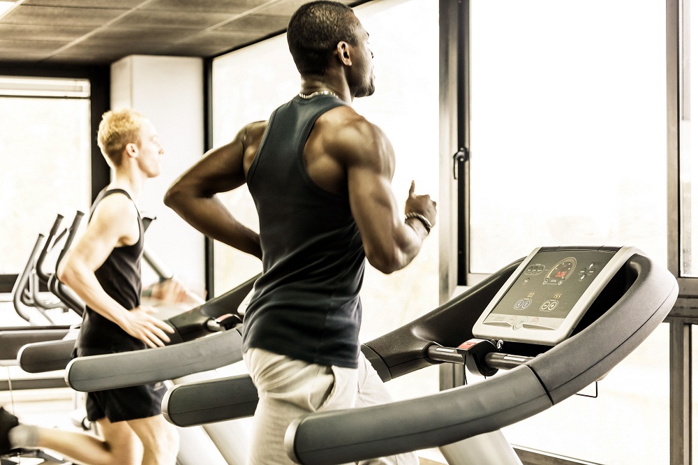 men-running-on-the-gym-treadmill-171582786-5ad7eab41f4e130038eae6f6