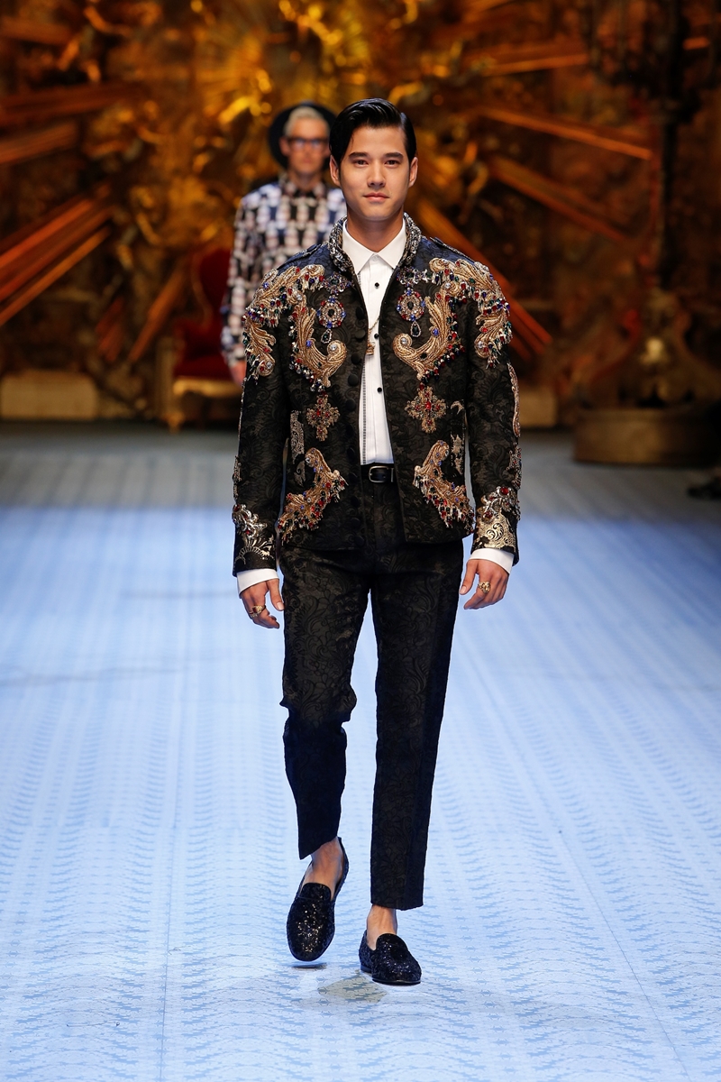 20182106_dolce_and_gabbana_men_show_2018_deponline_00