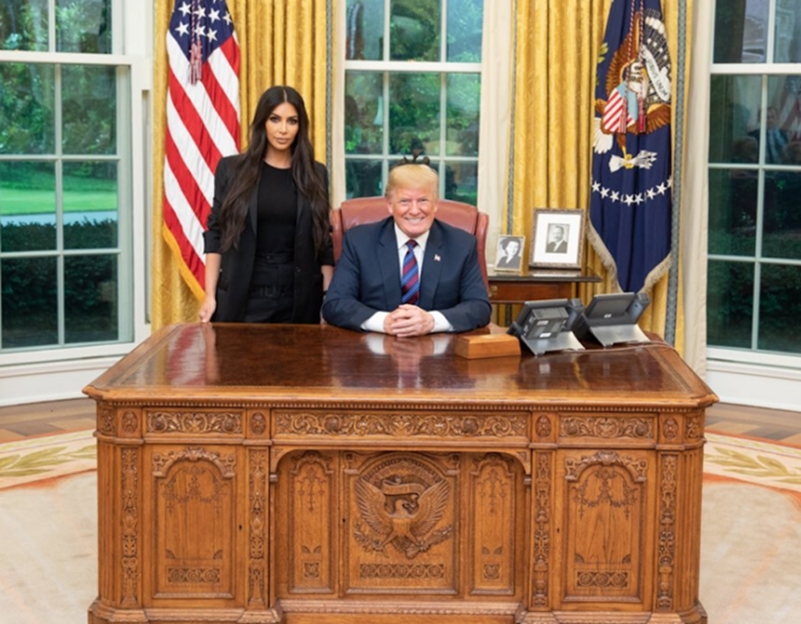 Kim Kardashian gặp Tổng thống Mỹ Donald Trump