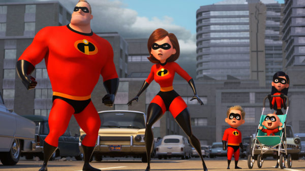 mr-incredible-elastigirl-violet-parr-and-dash-in-the-incredibles-2-2018-qc-3840x2160-600x338