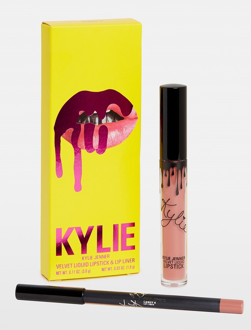 Candy K đã là một cây son bán chạy của thương hiệu Kylie cosmetic, lần này cây son lại được đựng trong chiếc hộp màu vàng xinh xắn, bắt mắt.