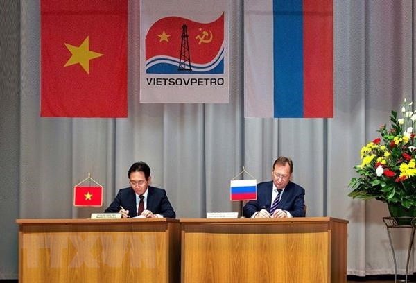 Việt Nam và Liên bang Nga tăng cường hợp tác trong lĩnh vực dầu khí