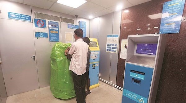 Ấn Độ điều tra băng nhóm quốc tế trộm cắp từ máy ATM