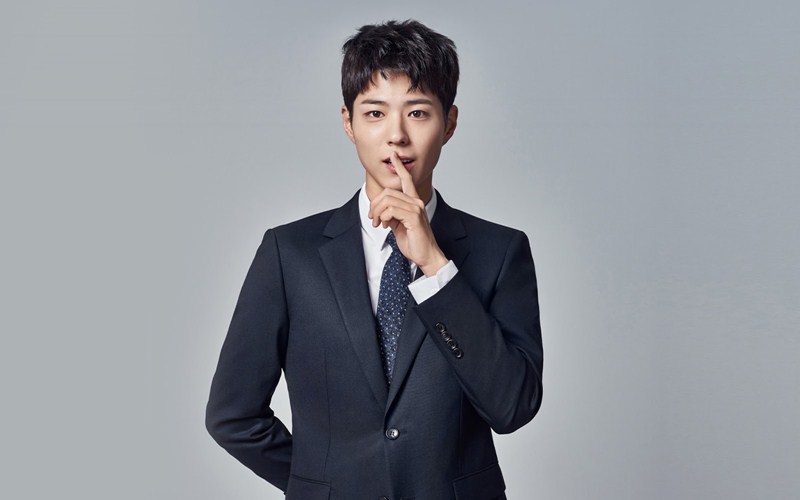 Park Bo-gum được người xem yêu thích nhờ diễn xuất tự nhiên và ngoại hình tươi sáng, trẻ trung.