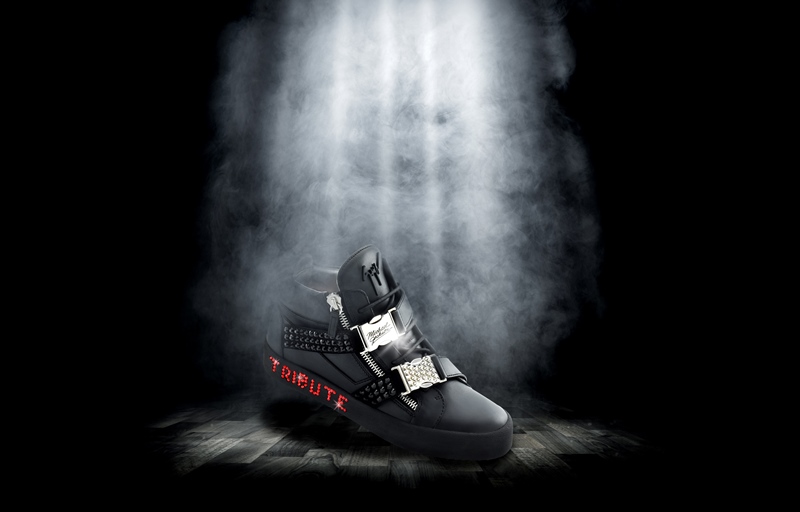 Đôi giày "Number One" độc bản được thiết kế bởi NTK Giuseppe Zanotti sẽ được bán đấu giá. 