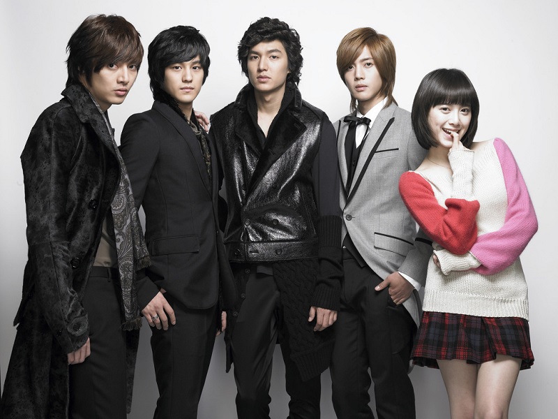 (Từ trái sang) Kim Joon, Kim Bum, Lee Min Ho, Kim Hyun Joong và Goo Hye Sun.