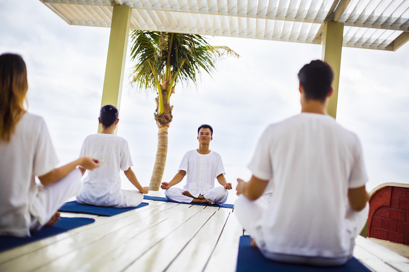 18-yoga-by-the-beach-la-veranda-resort-phu-quoc-5093-copy