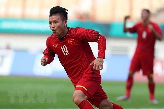 Hàng loạt ‘đại gia’ ngoại muốn chiêu mộ tiền vệ Nguyễn Quang Hải