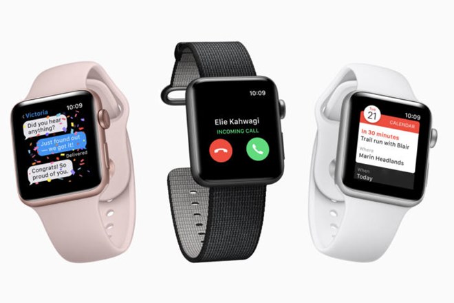 Apple Watch, AirPods thoát đợt đánh thuế mới của Mỹ vào Trung Quốc