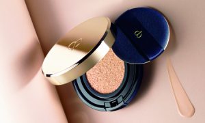 Clé de Peau Beauté Radiant Cushion Foundation: chuẩn mực mới của kem nền cushion