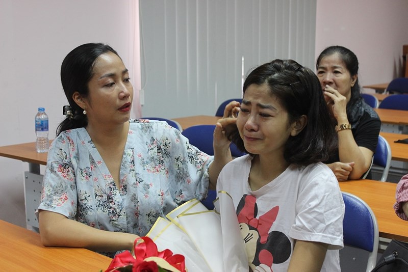Mai Phương xuất viện, Phùng Ngọc Huy tham gia đêm nhạc gây quỹ ủng hộ bạn gái cũ