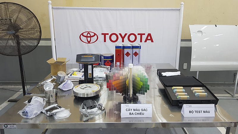 h_c-c_-toyota-h_-tr_