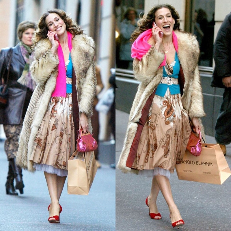 Hình ảnh của Carrie Bradshaw trong phim rất sành điệu, luôn diện những món đồ hợp mốt và các thiết kế hàng hiệu.