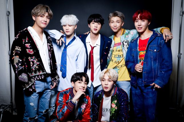 BTS tiếp tục gia hạn hợp đồng độc quyền với Big Hit Entertainment