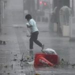 Nhật Bản: Hơn 700 người tại Okinawa phải sơ tán do bão Trami