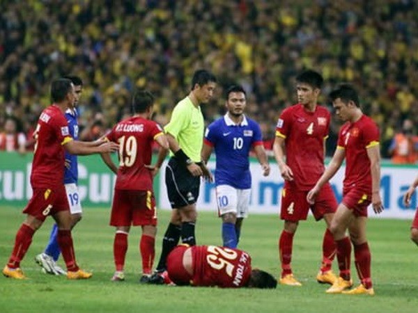 Trọng tài người Trung Quốc bắt chính trận Việt Nam vs Campuchia