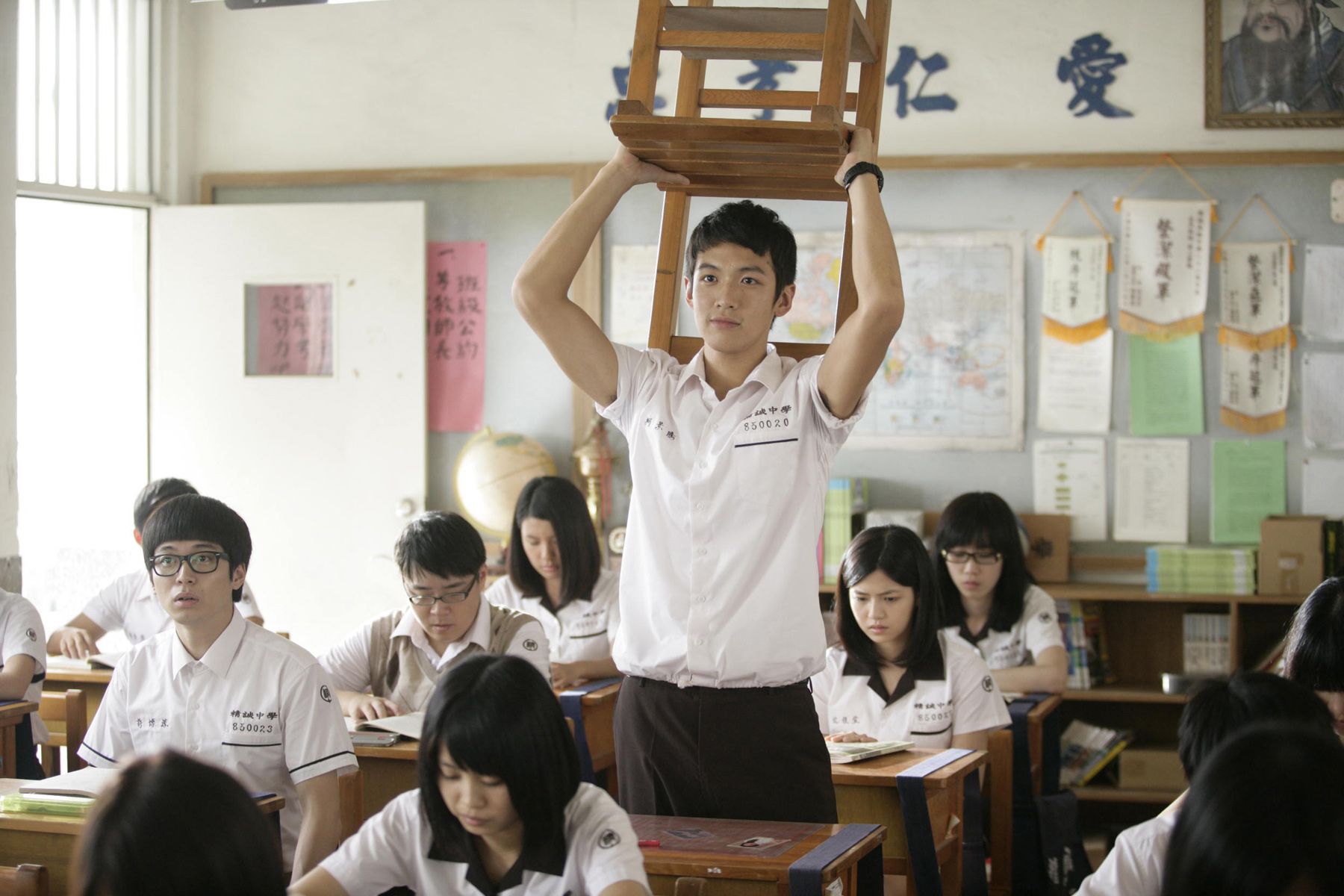 Top 7 phim điện ảnh đặc sắc về chủ đề học đường