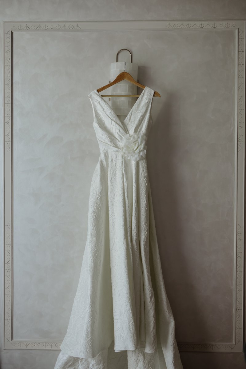 Thiết kế váy cưới của NTK Đỗ Mạnh Cường dành cho cô dâu Farung Yuthithum.