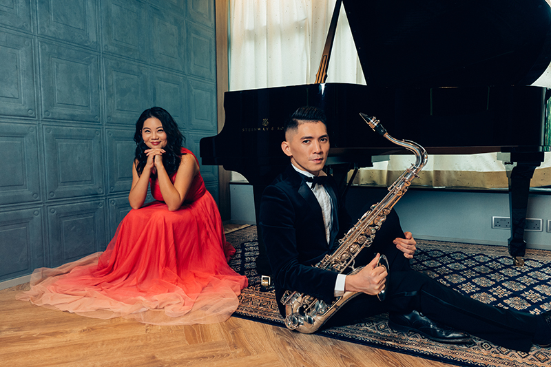 Timothy Sun và Jacqueline Leung “hâm nóng” Giáng sinh bằng một đêm nhạc quyến rũ