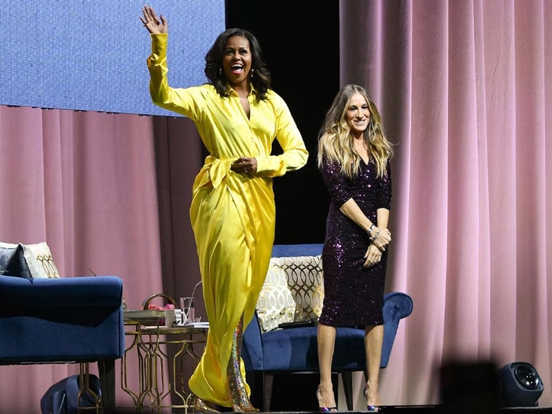 Michelle Obama làm nức lòng giới mộ điệu khi xuất hiện trong thiết kế của Balenciaga. 