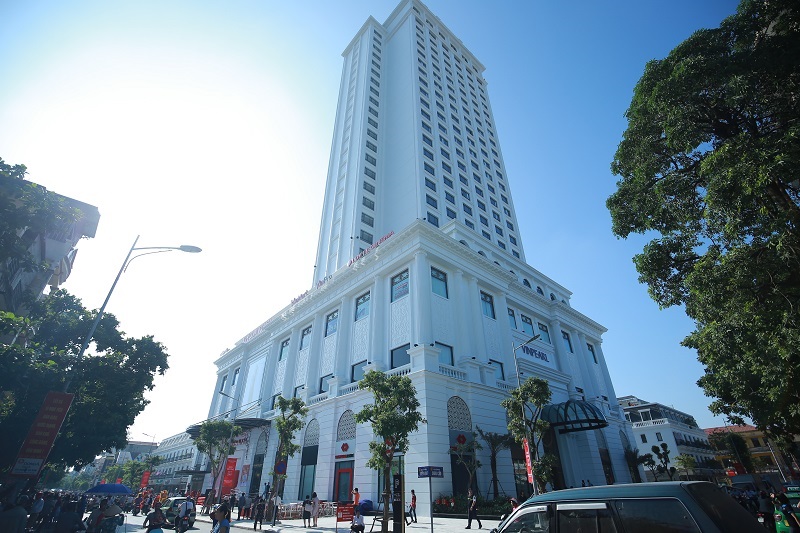 Vincom Plaza Phủ Lý cũng tọa lạc tại tòa tháp cao nhất tỉnh Hà Nam.