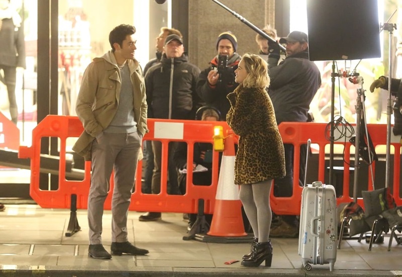 Hai diễn viên chính Emilia Clarke và Henry Golding sẽ là cặp đôi mới trong "Last Christmas".