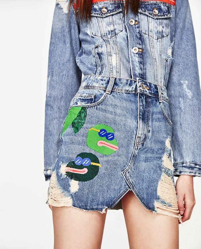 Chiếc váy jeans in hình Pepe The Frog của Zara gây nhiều tranh cãi về hình ảnh mang thông điệp tiêu cực về kì thị chủng tộc.
