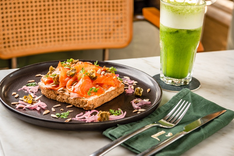 Salmon toast