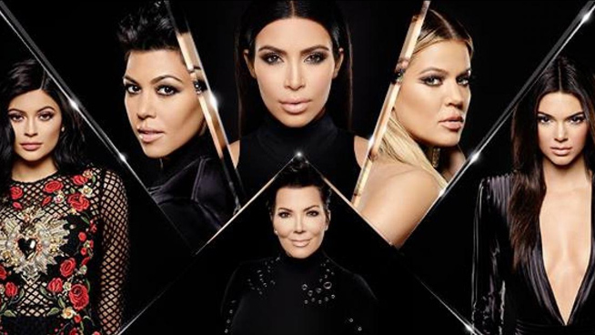 Phơi chuyện ngoại tình lên mặt báo: Chiêu trò vô hạn của nhà Kardashian