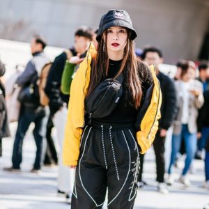 Giới trẻ Hàn bung xõa cá tính cùng phong cách street style siêu “chất”