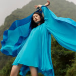 Hoa hậu Thuỳ Dung tái xuất catwalk dưới mưa ở Pleiku