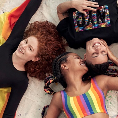 H&M ra mắt BST đặc biệt với thông điệp “Tình yêu cho tất cả mọi người”