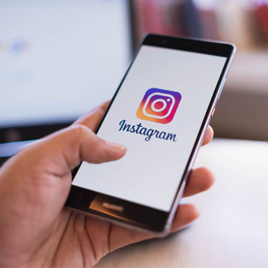 Instagram thử nghiệm ẩn “like” tác động tới người nổi tiếng ra sao?