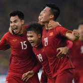 Việt Nam và Thái Lan “hâm nóng” trận chiến tại vòng loại World Cup