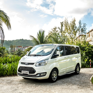 Khách hàng tiềm năng nói gì về Ford Tourneo?