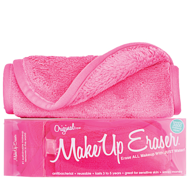 MakeUp Eraser: Chiếc khăn “thần thánh” thay thế vạn bước tẩy trang cầu kỳ