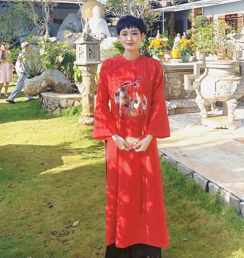 My-nhan-Viet-xung-xinh-Ao-dai-khai-xuan-don-Tet-DepOnline-17