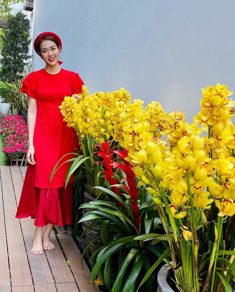 My-nhan-Viet-xung-xinh-Ao-dai-khai-xuan-don-Tet-DepOnline-25