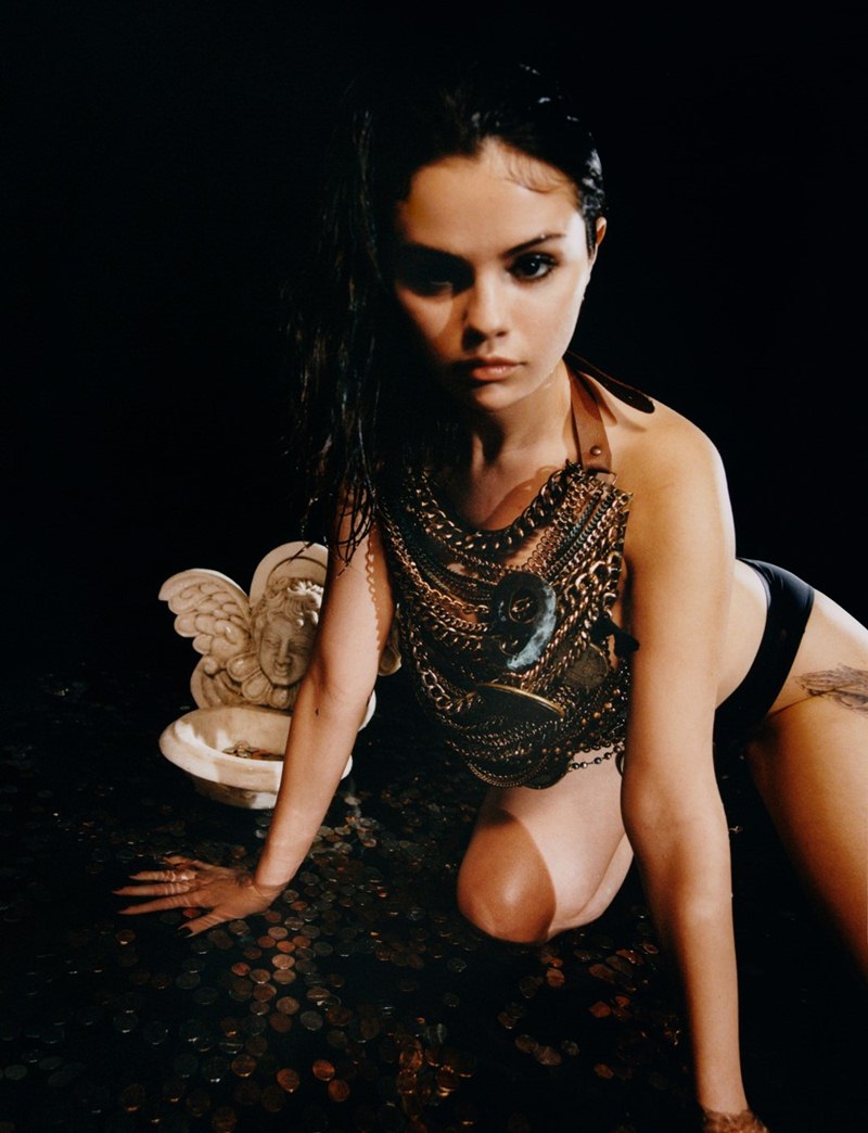 Selena-Gomez-lot-xac-hoan-toan-trong-bo-hinh-thoi-trang-tao-bao-DepOnline-10