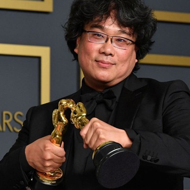 Khoảnh khắc đáng yêu của “quái kiệt” Bong Joon Ho tại Oscars 2020