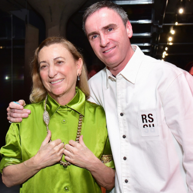 Màn “song kiếm” giữa Raf Simons và Miuccia Prada ở ngôi nhà Prada liệu có làm nên kỳ tích trong giới thời trang?