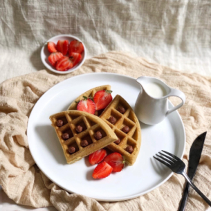 Đánh thức vị giác những ngày nắng nóng và ở nhà chống dịch với món bánh waffle yến mạch thơm ngon