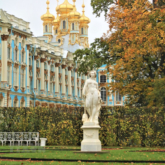 Đắm chìm trong sắc vàng của mùa Thu nơi “làng vua” St. Petersburg