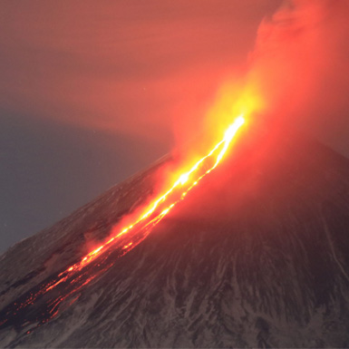 Mục sở thị núi lửa Kamchatka được mệnh danh là “gã khổng lồ lành tính” của Nga