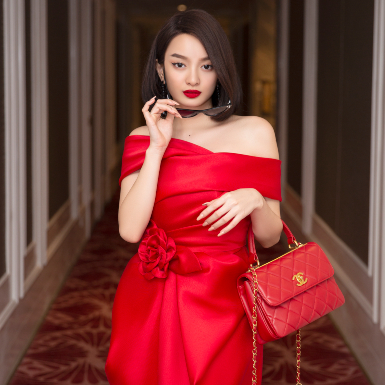 Kaity Nguyễn “thiên biến vạn hóa” với 3 phong cách thời trang cực sang trọng