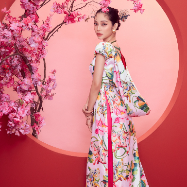 Top 5 Hoa hậu biển Việt Nam toàn cầu yêu kiều trong các thiết kế áo dài cách tân