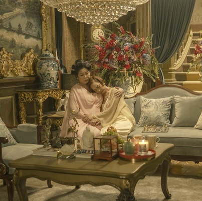 Đẳng cấp diễn xuất của NSND Hồng Vân và Lê Khanh ở cảnh one-shot dài hơn 6 phút trong “Gái già lắm chiêu V”