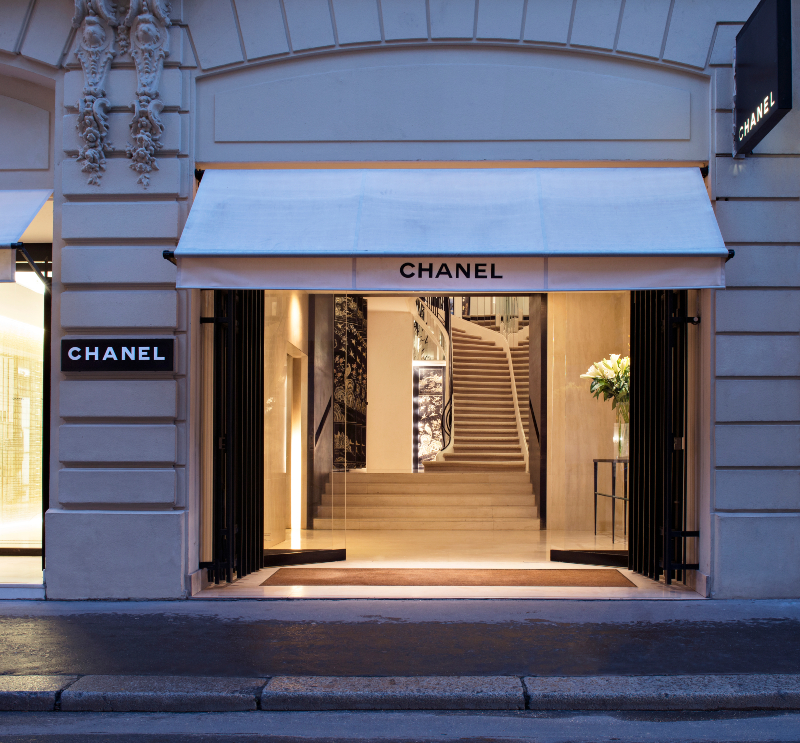 Ghé chân đến salon haute couture của Chanel tại số 31 phố Cambon ở Paris -  Tạp chí Đẹp