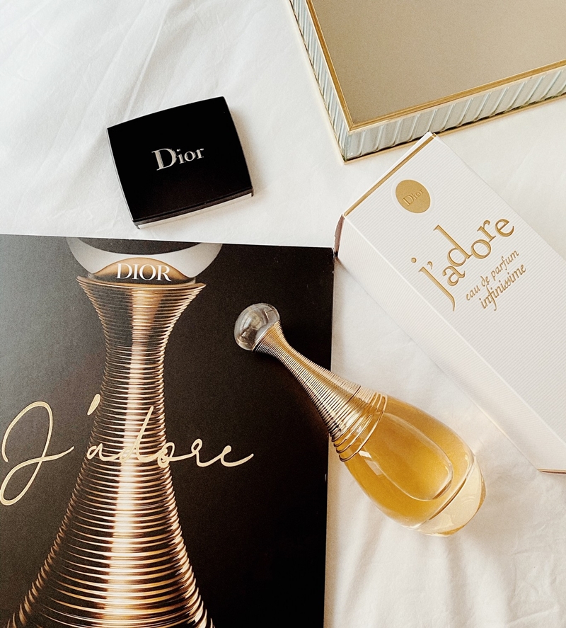 Đánh giá nước hoa cho nữ Dior Jadore EDP  Lá Skin