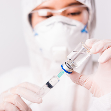 Tiêm phòng vaccine COVID-19 đầy đủ giúp giảm 98% nguy cơ tử vong